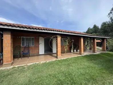 Fazenda/Sítio com 5 Quartos à venda, 1000m² no Chácaras Berro D'Água, Itu