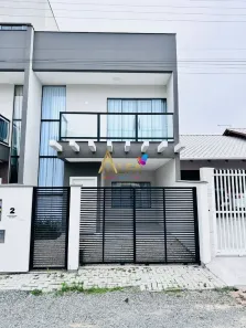 Sobrado com 3 Quartos à venda, 145m² no Armação, Penha