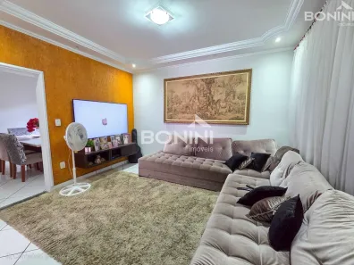 Casa com 3 Quartos à venda, 230m² no Vila Santa Maria, Americana