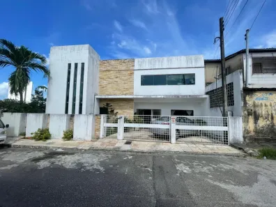 Casa com 6 Quartos à venda, 474m² no Casa Amarela, Recife
