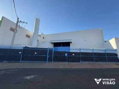 Galpão/Depósito/Armazém para alugar, 806m² no Recreio dos Bandeirantes, Uberaba
