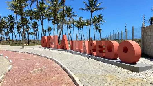 Lote/Terreno à venda, 395m² no Zona de Expansão (Olhos D'Agua), Barra dos Coqueiros