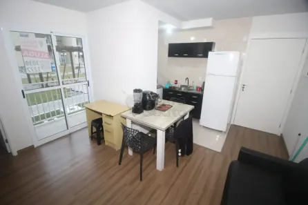 Apartamento com 2 Quartos para alugar, 55m² no São Gonçalo, Pelotas
