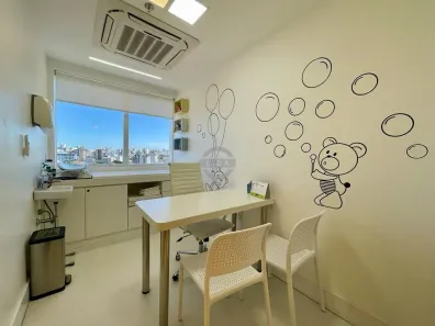 Sala Comercial à venda, 38m² no Santana, Porto Alegre