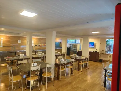 Ponto Comercial à venda, 200m² no Setor Bueno, Goiânia