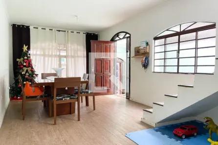 Casa com 3 Quartos à venda, 200m² no Vila Yolanda, Osasco