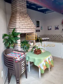 Casa de Condomínio com 3 Quartos à venda, 220m² no Santa Teresinha, São Paulo