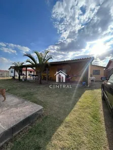 Fazenda/Sítio com 4 Quartos à venda, 140m² no Chácaras Cangueirinha, Mairinque