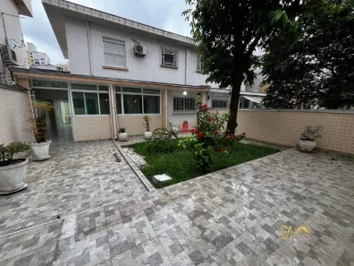 Sobrado com 3 Quartos à venda, 236m² no Embaré, Santos