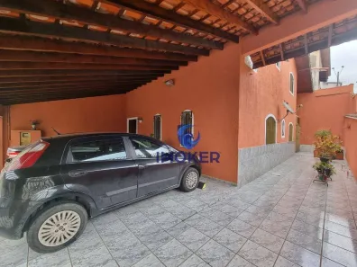 Sobrado com 3 Quartos à venda, 213m² no Centro, Poá