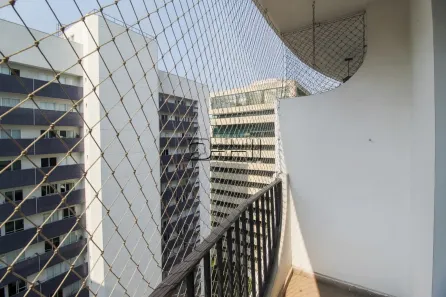 Apartamento com 3 Quartos para alugar, 76m² no Vila Olímpia, São Paulo
