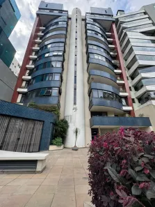 Apartamento com 3 Quartos para alugar, 120m² no São Pelegrino, Caxias do Sul