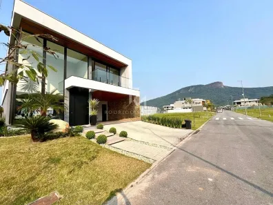 Casa de Condomínio com 4 Quartos à venda, 323m² no Pedra Branca, Palhoça