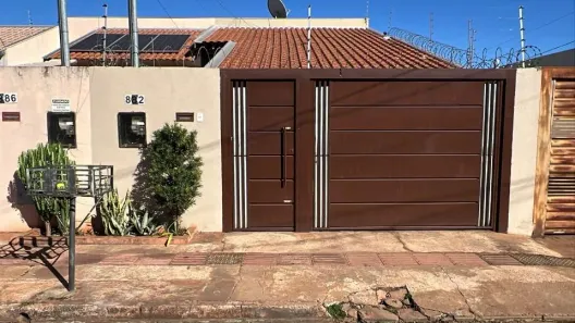 Casa com 2 Quartos para alugar, 360m² no Jardim Aero Rancho, Campo Grande