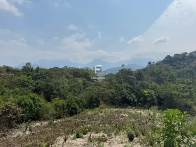Fazenda/Sítio à venda, 240000m² no Papucaia, Cachoeiras de Macacu