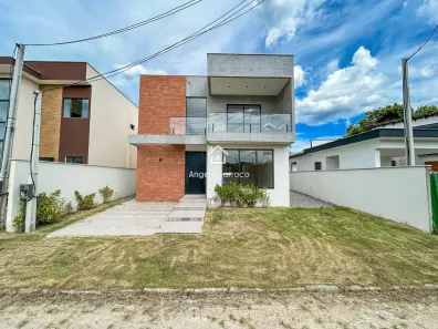Casa com 4 Quartos para venda ou aluguel, 209m² no Ubatiba, Maricá