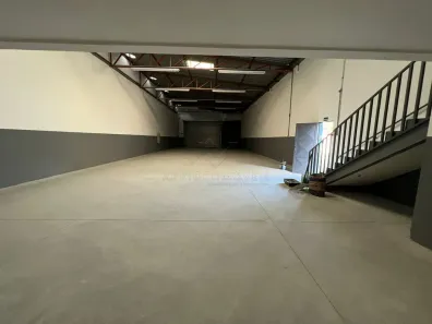 Galpão/Depósito/Armazém para alugar, 320m² no Jardim Bom Pastor, Santo André