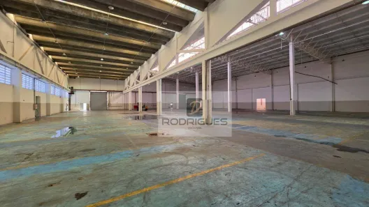 Galpão/Depósito/Armazém para alugar, 10800m² no Piraporinha, Diadema