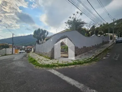 Casa com 3 Quartos à venda, 280m² no Jardim dos Estados, Poços de Caldas