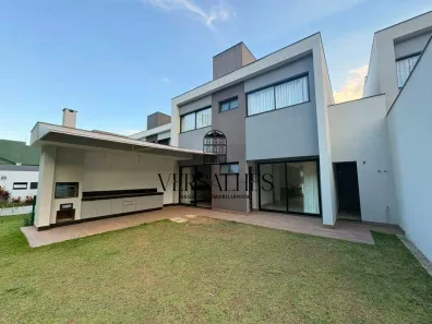 Casa com 3 Quartos para alugar, 220m² no Garças, Belo Horizonte