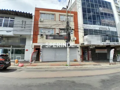Ponto Comercial para alugar, 225m² no Passo da Areia, Porto Alegre