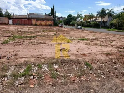Lote/Terreno à venda, 900m² no Parque Residencial Damha, São José do Rio Preto