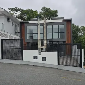 Sobrado com 3 Quartos à venda, 98m² no Forquilhas, São José