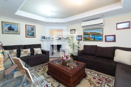 Casa com 3 Quartos à venda, 229m² no Ipanema, Porto Alegre