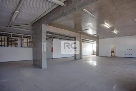 Prédio Comercial para alugar, 1350m² no Carlos Prates, Belo Horizonte