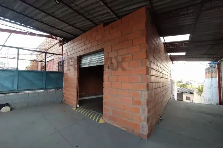 Sala Comercial com 2 Quartos à venda, 8230m² no Vila Barão, Sorocaba