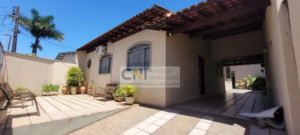 Casa com 3 Quartos à venda, 165m² no Vila Fujita, Londrina