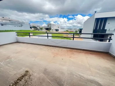 Casa de Condomínio com 4 Quartos à venda, 200m² no Lívia III, Botucatu