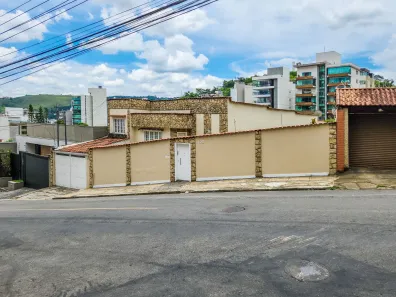 Casa com 3 Quartos à venda, 135m² no Bom Pastor, Juiz de Fora