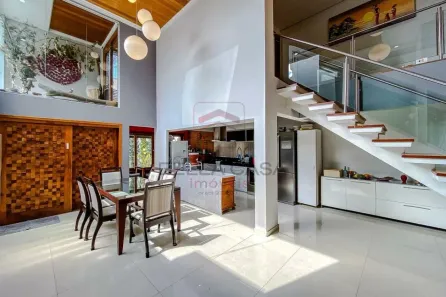 Sobrado com 4 Quartos à venda, 494m² no Vila Invernada, São Paulo