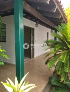 Casa com 4 Quartos à venda, 207m² no Santa Mônica, Uberlândia