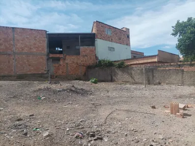 Lote/Terreno à venda, 400m² no Industrial São Luiz, Contagem
