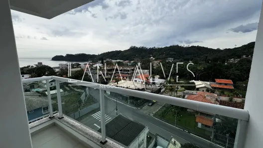 Apartamento com 3 Quartos para alugar, 126m² no Cabeçudas, Itajaí