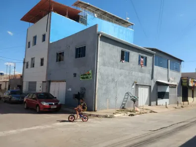 Prédio Comercial à venda, 240m² no Del Lago I, Brasília