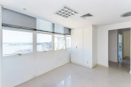 Sala Comercial para alugar, 206m² no Centro Histórico, Porto Alegre