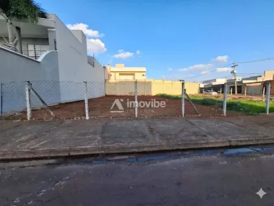Lote/Terreno à venda, 300m² no Parque Universitário, Americana