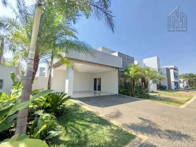 Casa com 4 Quartos para alugar, 222m² no Loteamento Caribe, Palmas