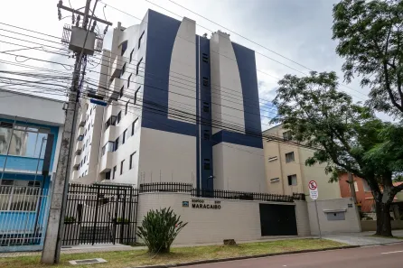 Apartamento com 3 Quartos à venda, 77m² no Rebouças, Curitiba