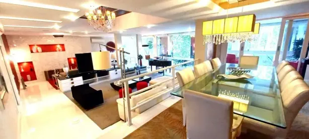 Casa de Condomínio com 4 Quartos à venda, 450m² no Itaipava, Petrópolis