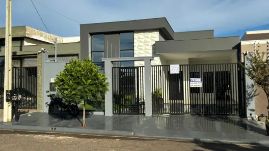Casa com 3 Quartos à venda, 160m² no , Primavera do Leste