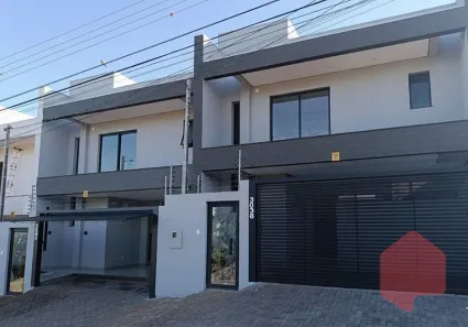 Sobrado com 3 Quartos à venda, 134m² no Neva, Cascavel