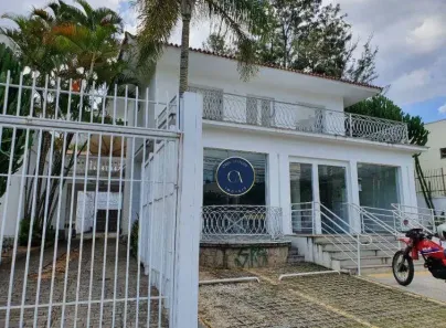 Casa com 5 Quartos para alugar, 556m² no Pacaembu, São Paulo