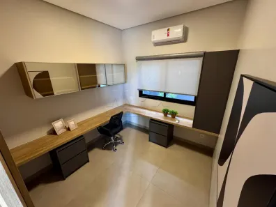Casa de Condomínio com 3 Quartos à venda, 270m² no Vila Aviação, Bauru