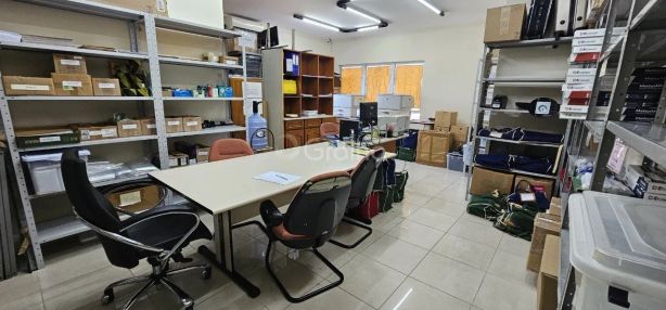 Sala Comercial à venda, 98m² no Trindade, Florianópolis