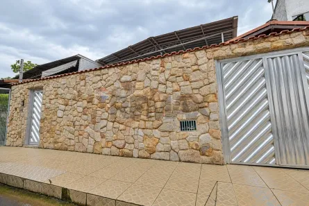 Casa com 3 Quartos à venda, 280m² no São Pedro, Juiz de Fora