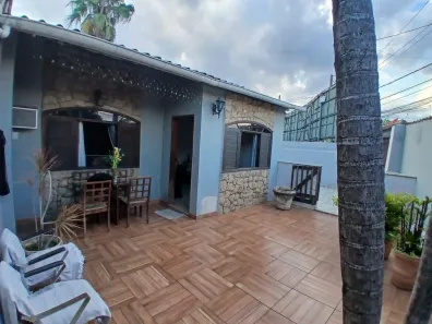 Casa com 2 Quartos à venda, 60m² no Campo Grande, Rio de Janeiro